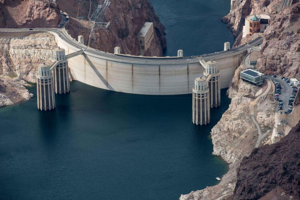 Hoover Dam, straddling the border between Nevada and Arizona, holds back the waters of the Colorado River in Lake Mead. In 2016, Lake Mead declined to its lowest level since the reservoir was filled in the 1930s.
